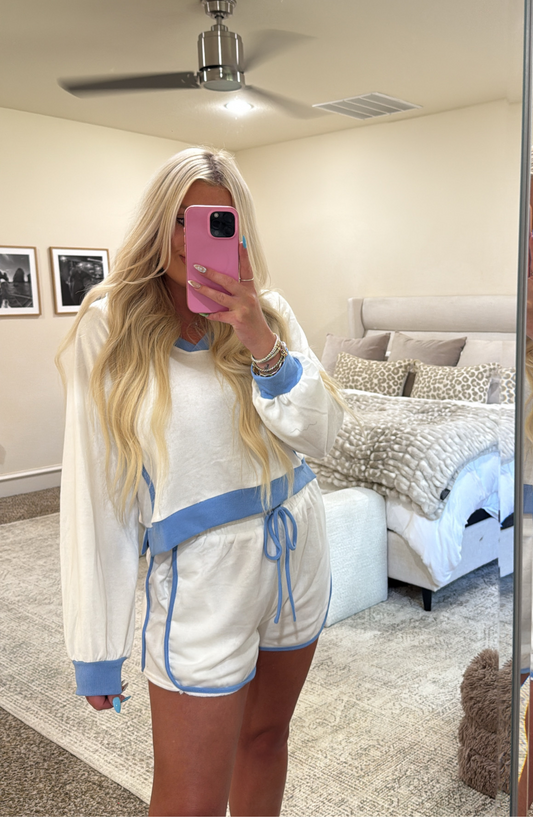 Comfy Matching Blue and White Set